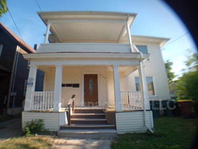 Primary Photo - 229 W Lapeer St
