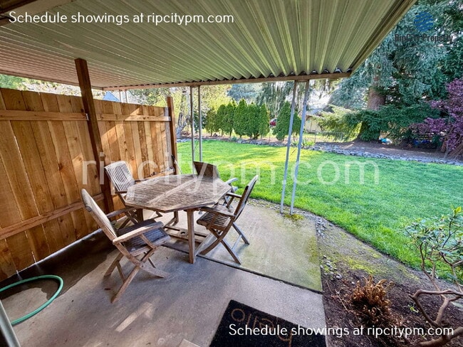 Building Photo - 11430 SW 121st Ave