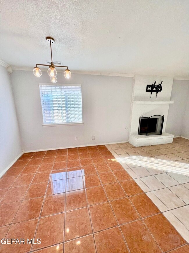 Building Photo - 11117 Shiner Ave