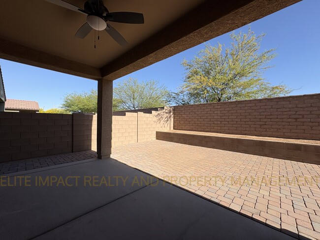 Building Photo - 7046 E Calle Arco Iris