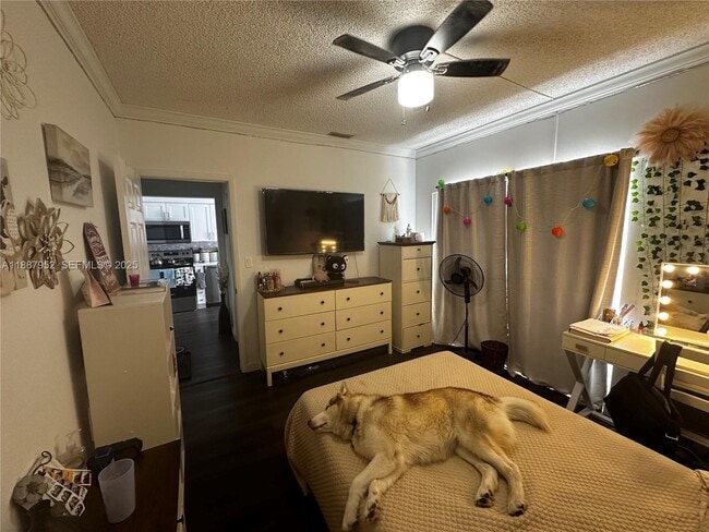 Building Photo - 3971 Coral Springs Dr