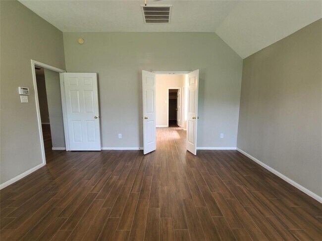 Building Photo - 18818 Harbor Key Cir