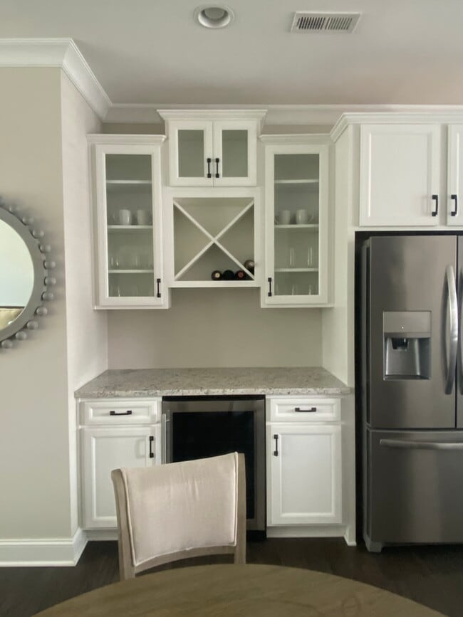 Building Photo - 324 Hastings Run Dr