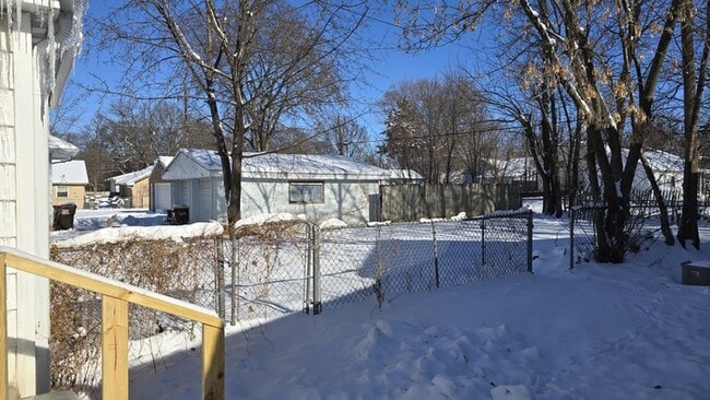 Building Photo - Ask about our Rent to own option