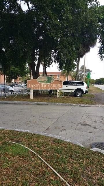 Primary Photo - 17530 NW 68th Ave
