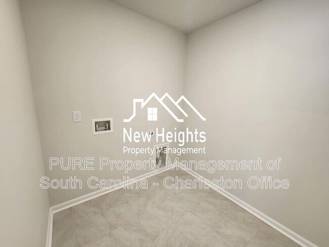 Building Photo - 179 Cherry Grv Dr