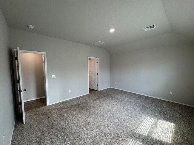 Building Photo - Beautiful 4 Bedroom 2.5 Bathroom Home in Piedmont Schools (Neighborhood Park/Splash Pad)