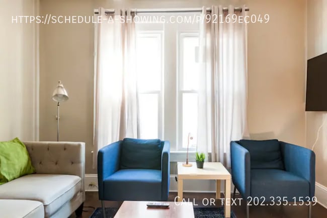 Building Photo - 1120 Snyder St NW