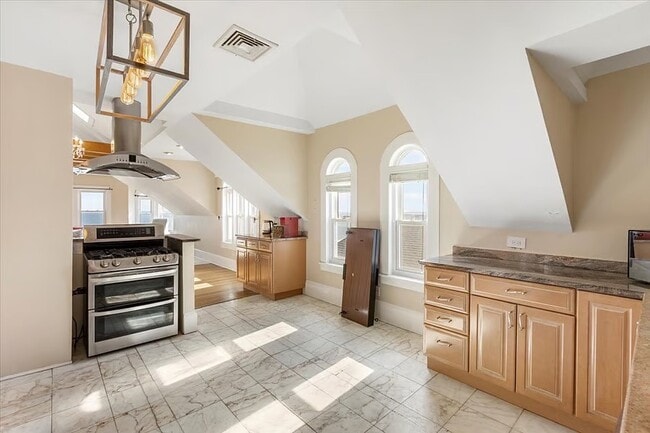 Building Photo - 61 Coral Ave