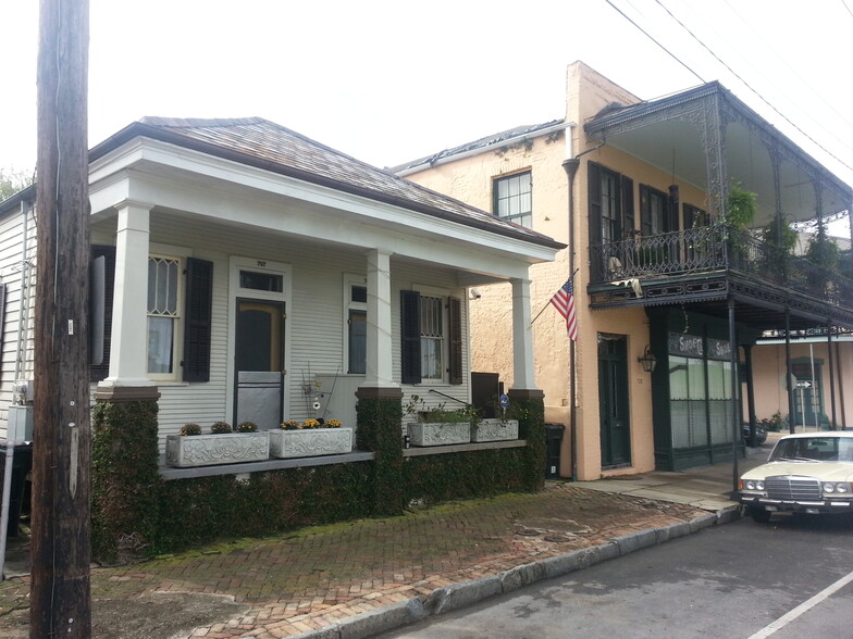 Building Photo - 707 Patterson Dr