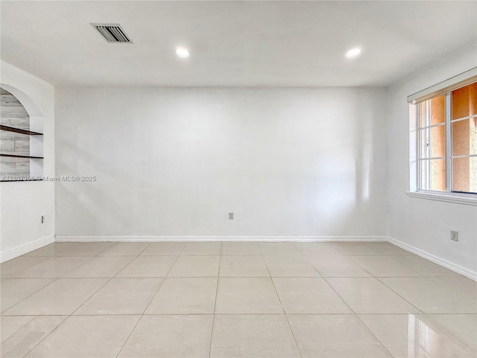 Building Photo - 16562 SW 71st Ter
