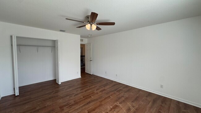 Building Photo - 10609 Willow Oak Ct