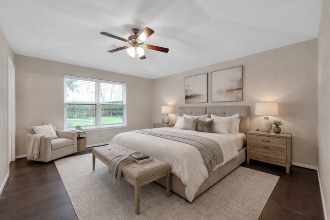 Building Photo - 24011 Pinecreek Point