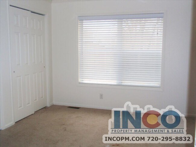 Building Photo - 2280 S Zuni St