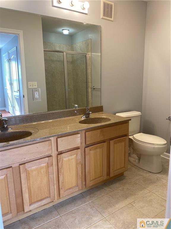 Building Photo - 1127 Fernwood Ct