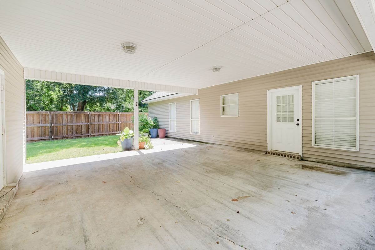 Building Photo - 38494 Ruby Dr