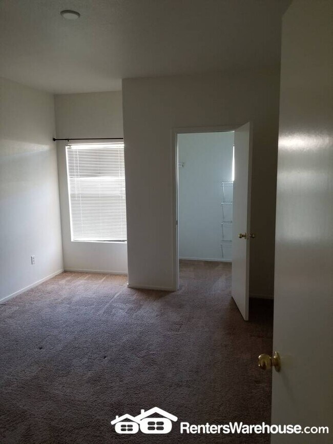 Building Photo - Renters Warehouse proudly presents an amaz...