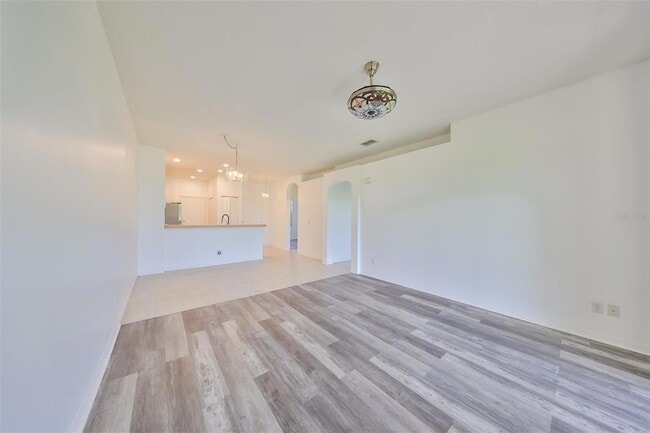 Building Photo - 633 Tremont Greens Ln