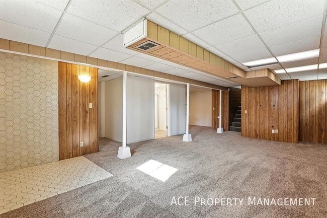 Building Photo - 4586 Wentworth Dr
