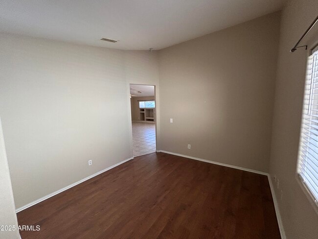 Building Photo - 13444 W Paradise Ln