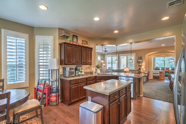 Building Photo - 3709 Corte Bella Hills Ave