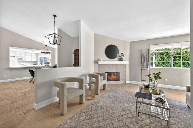 Building Photo - 43791 Cll Las Brisas W