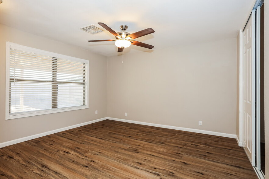 Building Photo - 18611 North 22nd St