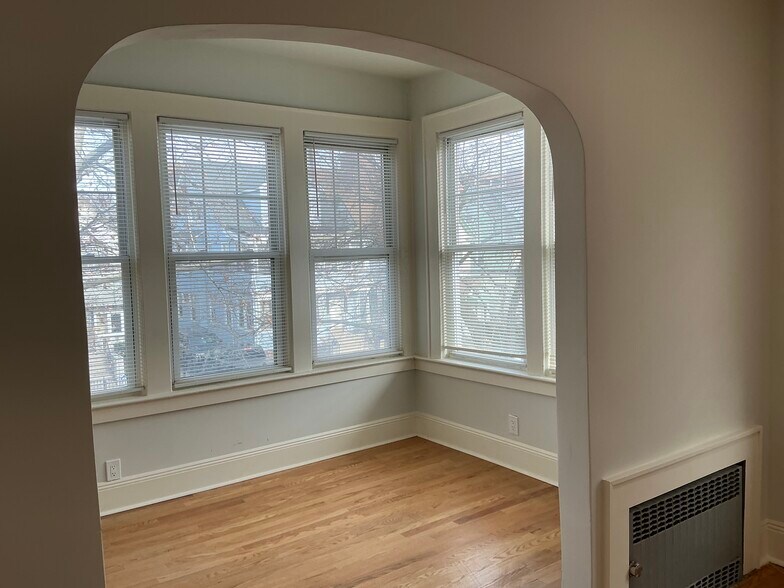 Building Photo - 176 Weequahic Ave