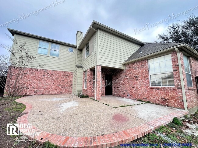 Building Photo - 8801 Vernon Ct