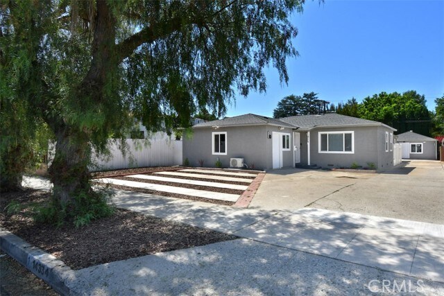 Building Photo - 14336 Tiara St