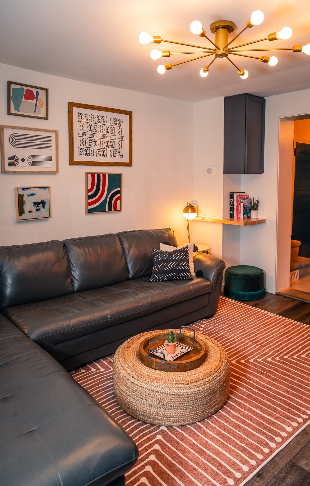 Building Photo - 913 S Darien St