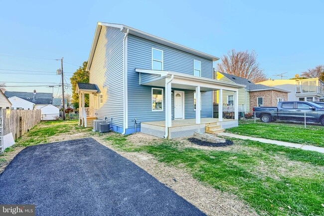 Building Photo - 9 Avenal Rd