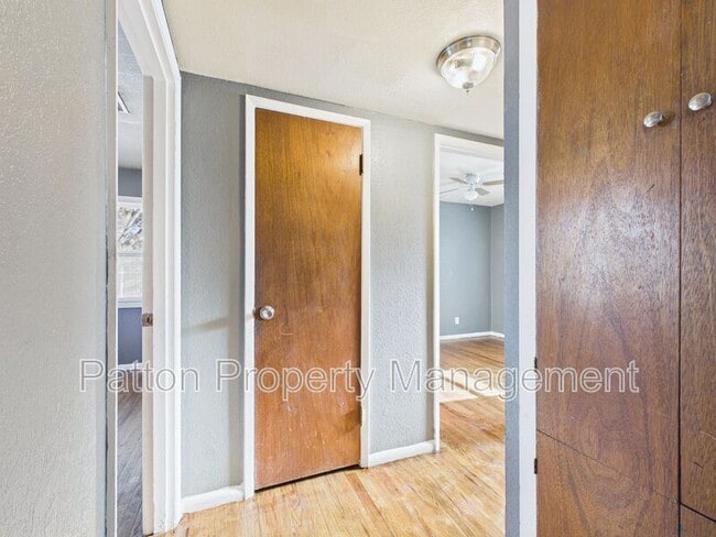 Building Photo - 2805 Duncan Dr