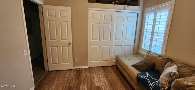 Building Photo - 7210 Longspur Drive