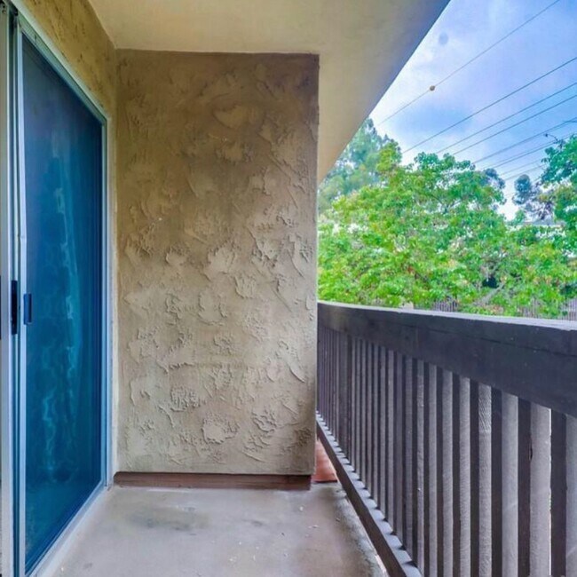 Building Photo - 6202 Friars Rd