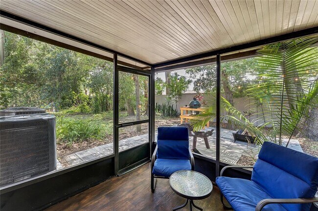 Building Photo - 563 Northbridge Dr