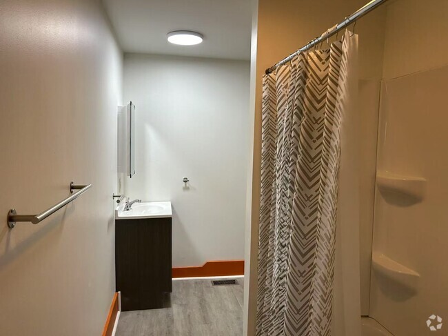1st bathroom - 824 W 7th St