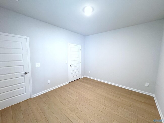 Building Photo - 6065 Gardner Maples Dr SE