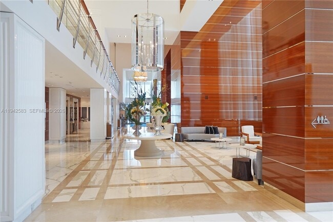 Building Photo - 17475 Collins Ave