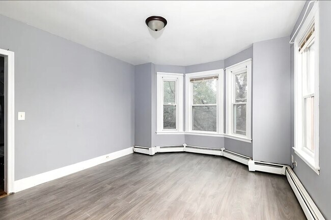 Building Photo - 1 Marion St