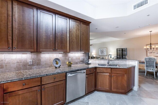 Building Photo - 10521 Amberjack Way