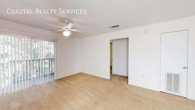 Building Photo - 895 Silverwood