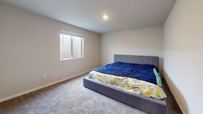 Building Photo - Beautiful New SFH in NW Ankeny