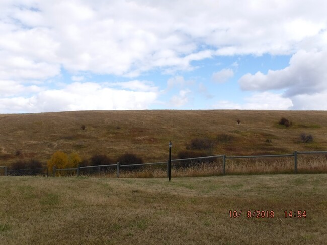 Building Photo - Gorgeous Home on 20 Acres- Horses Welcome!