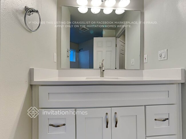 Building Photo - 5485 Trosper Lake St SW