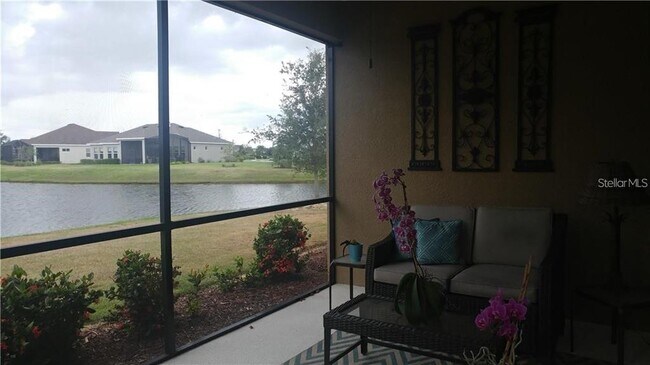 Building Photo - 12259 Longview Lake Cir