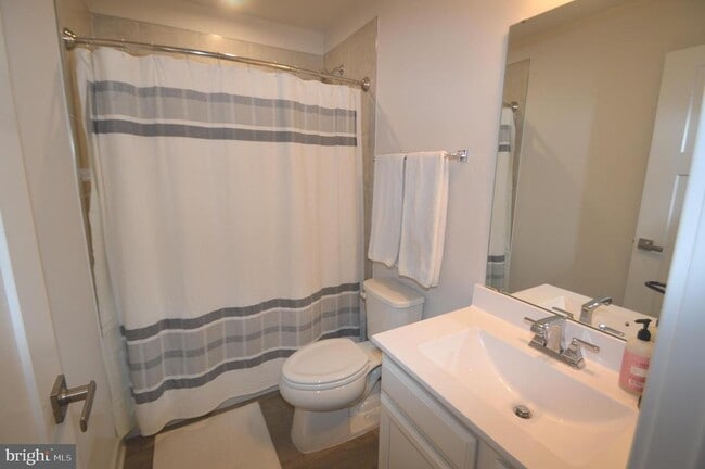 Building Photo - 13943 Airfoil Rd