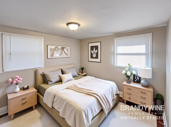 Building Photo - 3005 Dodge St