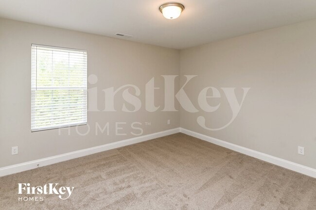 Building Photo - 6315 Bluffton Ln