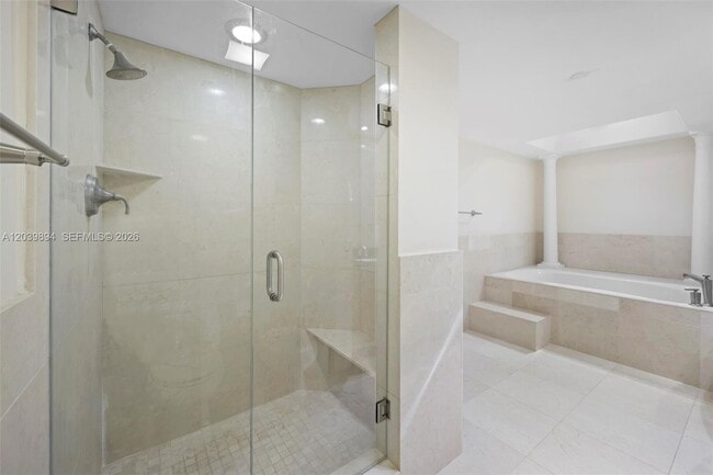 Building Photo - 20191 E Country Club Dr